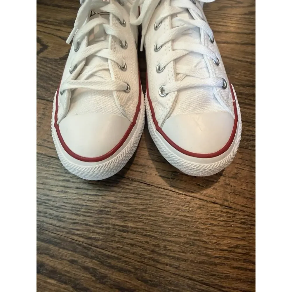 Converse Chuck Taylor All Star Sneaker Youth Sz 2 Shoes White low top NEW